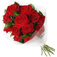 Surprised your loved one through this Delightful Arrangement A nice 12 Red Rose...