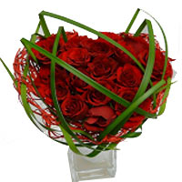 Tie all bouquets of fresh flowers after receiving the order. The flowers or the ...