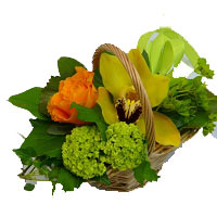 we tie all the flower baskets with fresh flowers only after receiving the order....