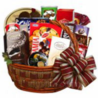 Aromatic Grandeur Fiesta Delicacy Gift Basket