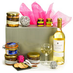  Classic Gift Basket 