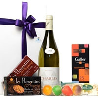 Ideal Gourmet Gift Hamper with Premium White Wine