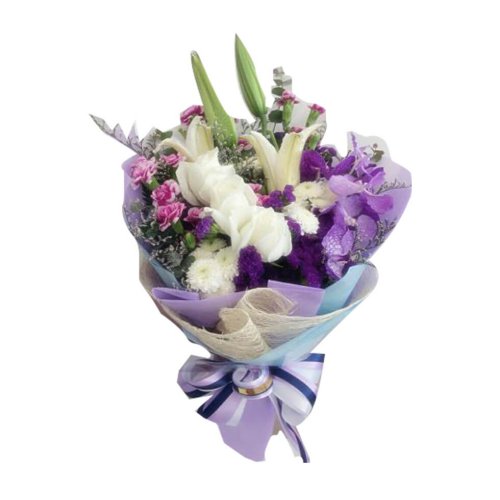 Make someone happy with this breathtaking bouquet ...