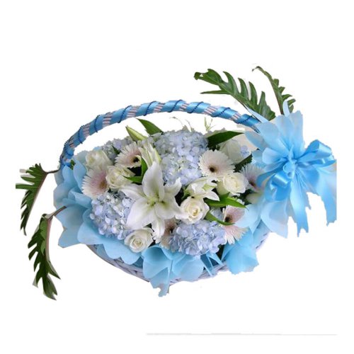 This beautiful floral masterpiece is a gift to del...