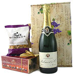 Champagne Chocolates Nuts Gift Hamper