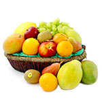 <b>Deluxe fruit baskets</b> have a selection of tr......  to St.helier
