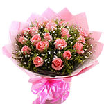 Express all your love with this romantic and delicate bouquet of 25 pink roses, ...