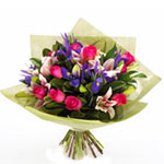 This sophisticated combination of roses, oriental ......  to flowers_delivery_townsville_australia.asp