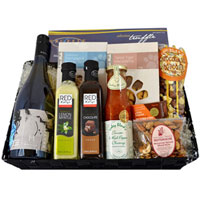 Send this Juicy Gift Hamper Full of Goodies that a......  to illawarra_florists.asp