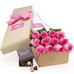 Say thanks Mum with Roses Onlys signature gift;......  to flowers_delivery_new south wales_australia.asp