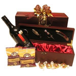 Delight your loved ones with this Charming Hamper ......  to canberra_florists.asp