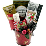 Present to your beloved this Rich Cappuccino Hampe......  to quebec_florists.asp