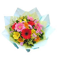 Colorful gerberas, match greenery and flowers. *(T......  to flowers_delivery_longyan_china.asp