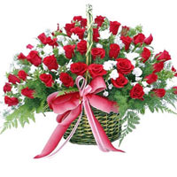 Turn your dream date into a reality by gifting thi......  to flowers_delivery_laiwu_china.asp