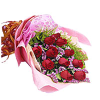 12 red roses, match greenery and forget-me-not. Si......  to flowers_delivery_putian_china.asp