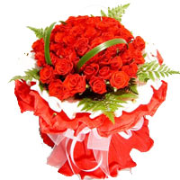 6 red roses, mach greenery, white paper wrap insid......  to xiangtan_china.asp