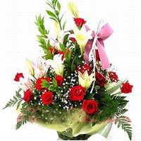 A classic gift, this Attention-Getting Season's Fi......  to flowers_delivery_wulanhaote_china.asp