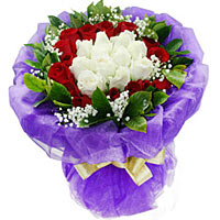 11 white roses in middle, 13 red roses outside, wi......  to jiande_china.asp