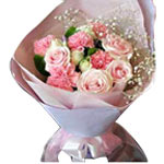 4 pink roses, 4 white roses, 5 pink carnations, ma......  to jintan_florists.asp
