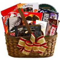 Artful Festive Essential Gourmet Basket