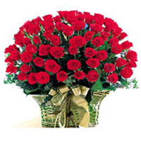 Dazzle your loved ones by gifting them this Classi......  to yanan_florists.asp