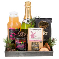 Generous Wine n Chocolate Bliss Gift Hamper<br>