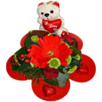 Cheer up a friend with this delightful arrangement......  to flowers_delivery_larisas_greece.asp