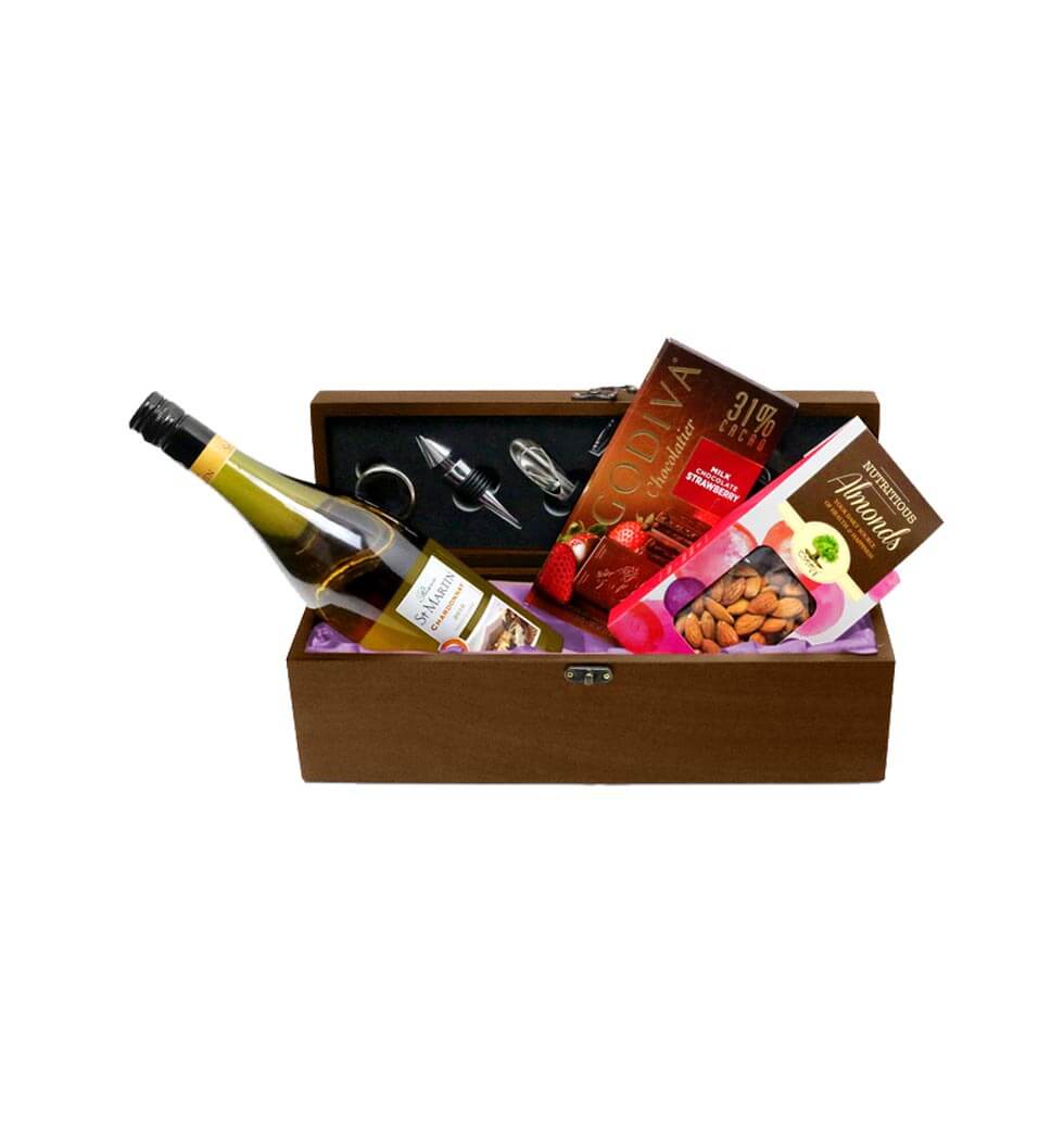 The perfect gift for the wine connoisseur this fes......  to luk keng_hongkong.asp