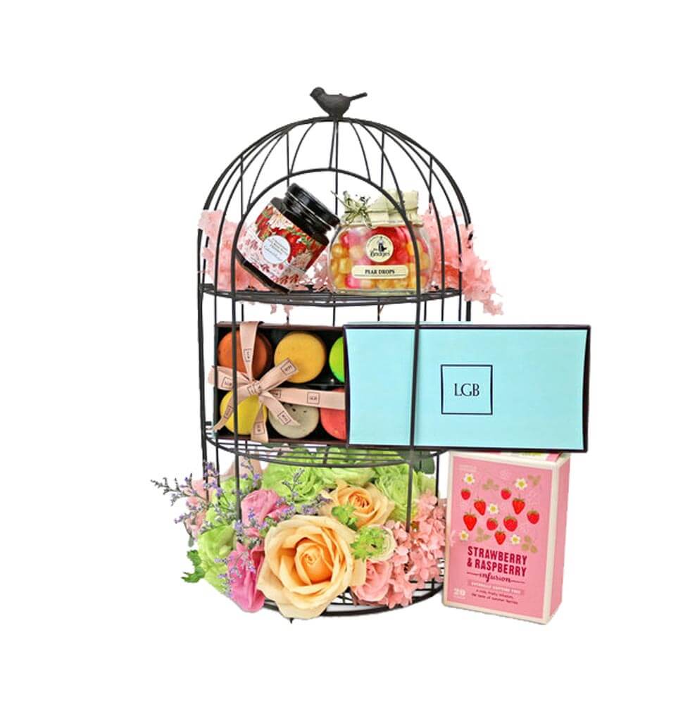 The Picnic Style Gift Basket is a luxurious way to......  to Yuen Long san Tin