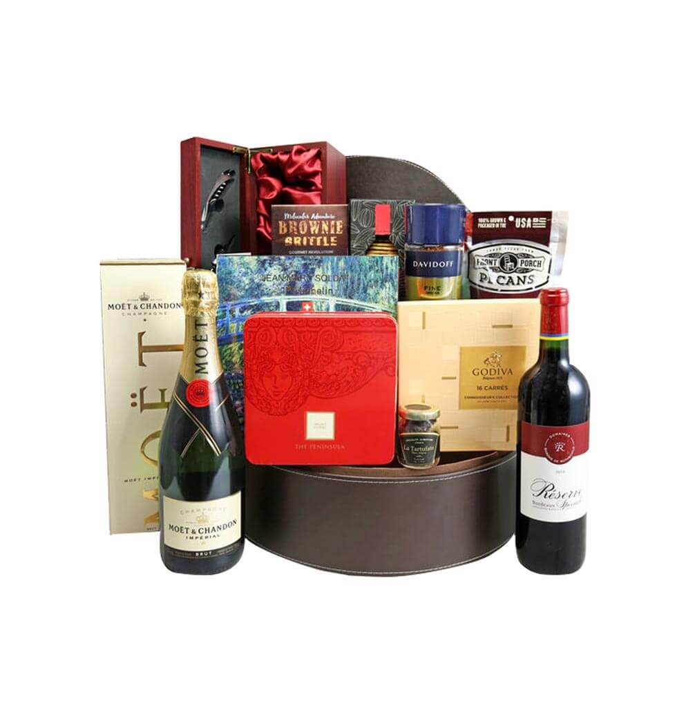 Our wine gift box includes Moet & Chandon Brut Imp......  to Pennys Bay_hongkong.asp
