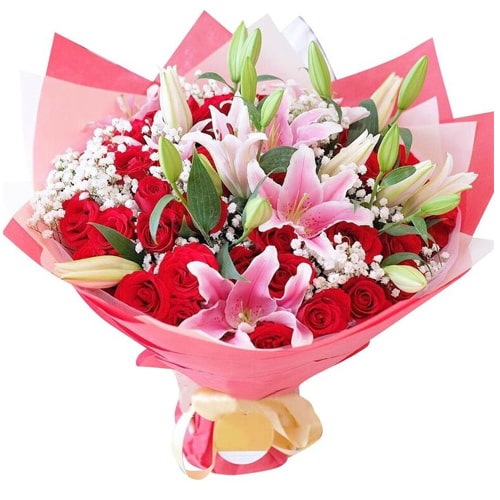Strengthen the bonds of friendship by gifting your......  to flowers_delivery_kitakyushu_japan.asp