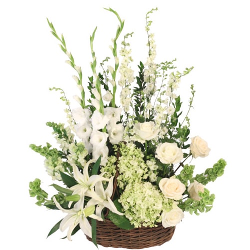 Mesmerize your dear ones with this Charming White ......  to flowers_delivery_hiroshima_japan.asp