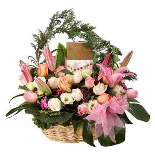 Let your loved ones blush in the colors with this ......  to kajang_florists.asp