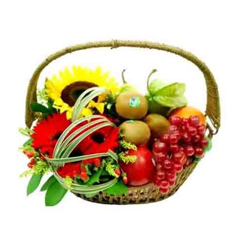 This gift of Top-Quality New Essential Fruit Baske......  to karangan_florists.asp