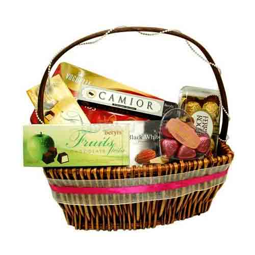 This basket includes:- Beryls Chocolate & Ferrero ......  to kuantan