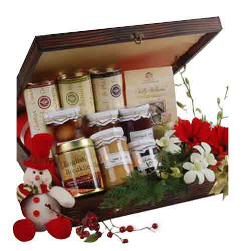 Only the best for Mom. Classically showcased in a ......  to flowers_delivery_lahad datu_malaysia.asp