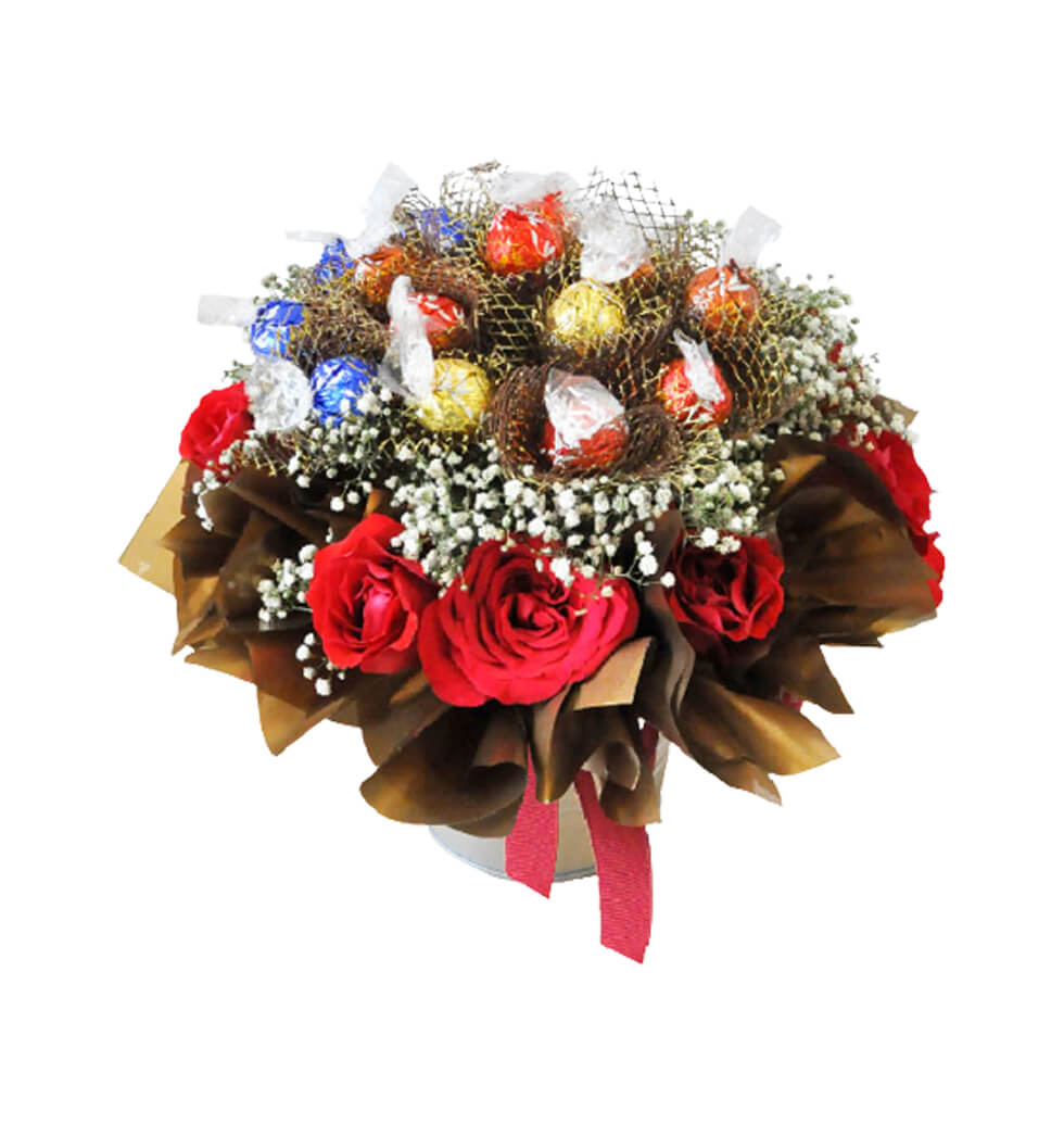 This exquisite Dome of Chocolates with Roses setc......  to flowers_delivery_pusing_malaysia.asp