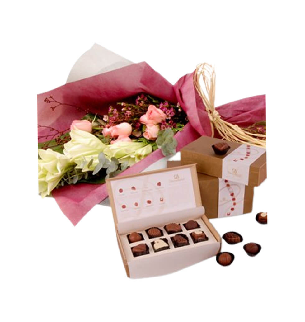 Impeccably refined without the slightest hint of p......  to flowers_delivery_jitra_malaysia.asp
