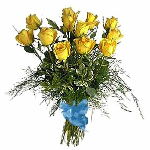 1 dozen yellow roses in a bouquet......  to Panabo