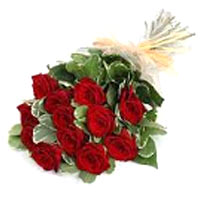 Elegant bouquet of 13 red roses, for you to say in the nicest way...