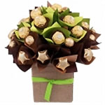 10 Ferrero Rocher Truffles,- 10 LIndt Milk Chocola......  to flowers_delivery_port elizabeth_southafrica.asp
