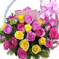 Multi-coloured Roses in a basket  ......  to flowers_delivery_jeollanam do_southkorea.asp