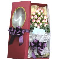 Pink Roses in box  ......  to flowers_delivery_jeollanam do_southkorea.asp