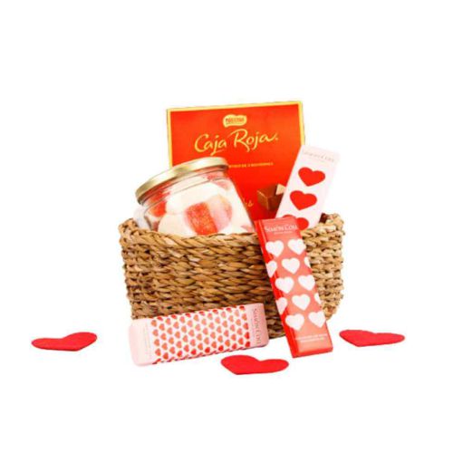 The Valentines Detail basket full of chocolate... ......  to flowers_delivery_logrono_spain.asp