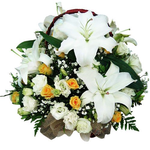 This gift of Fragrant Perfect White Collection wil......  to flowers_delivery_ang thong_thailand.asp