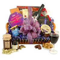 Be happy by sending this Exciting Gift Hamper to y......  to flowers_delivery_clacton_uk.asp