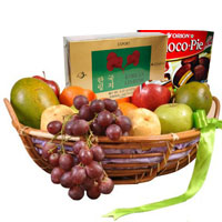 Flavorful Fruits Gift Hamper